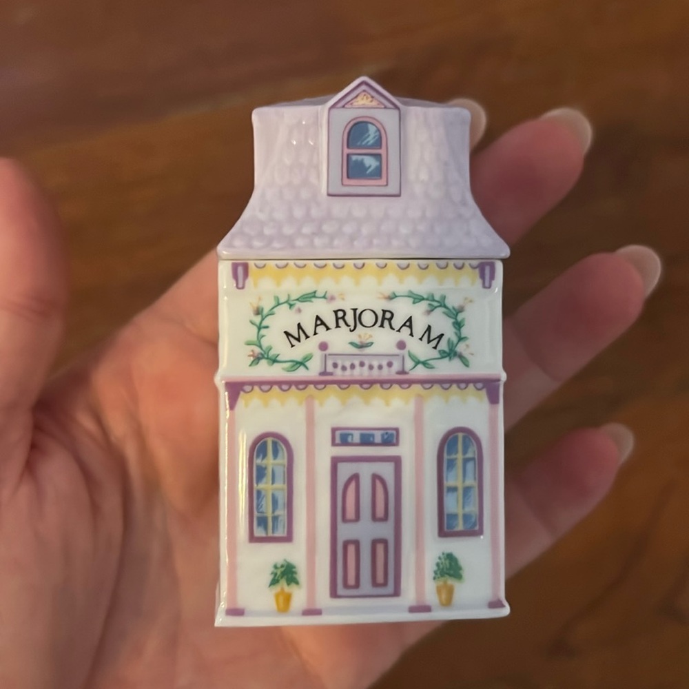 LENOX SPICE VILLAGE Vintage 1989 Marjoram Spice Jar Never Used